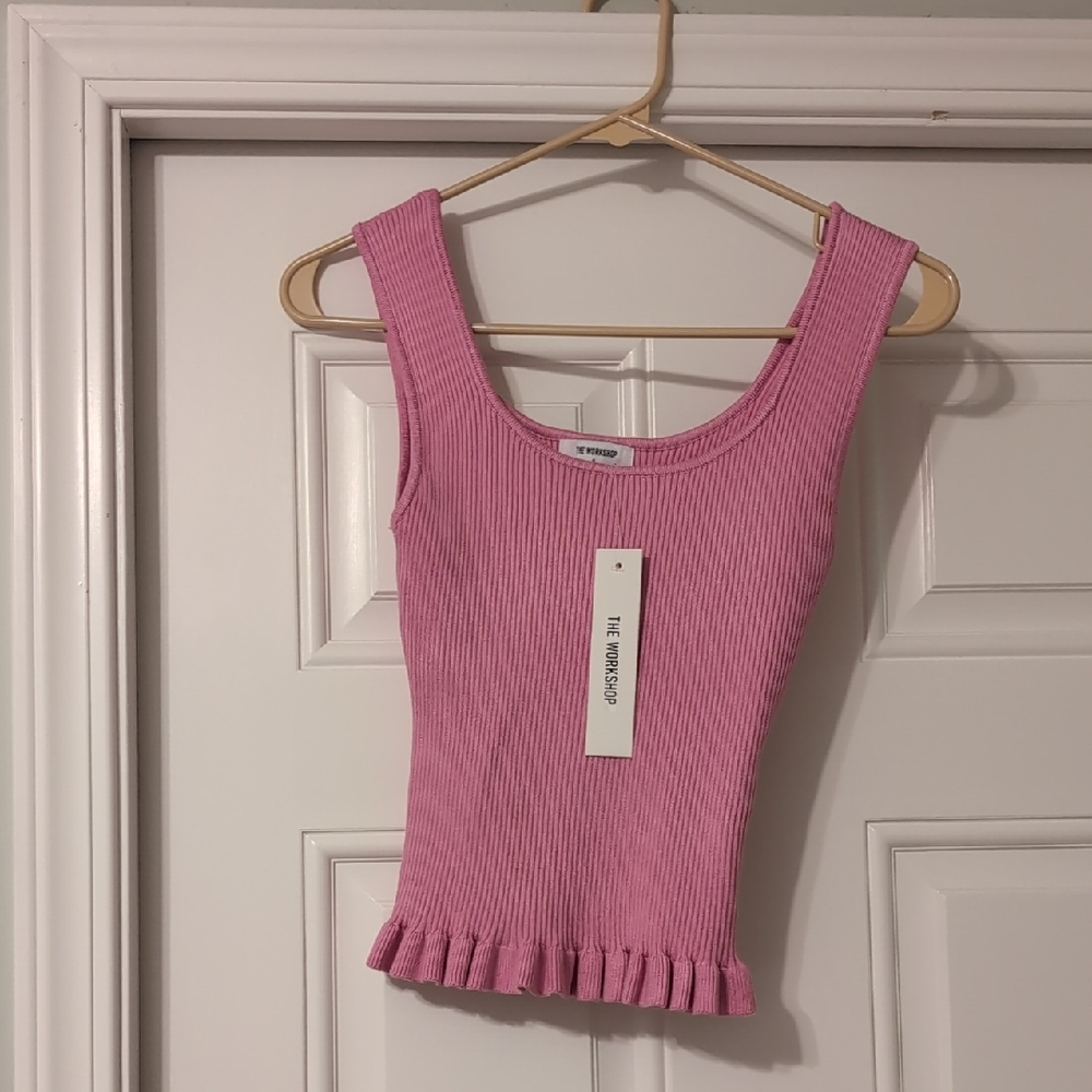 NWT The Workshop Pink Tank With Lettuce Edge